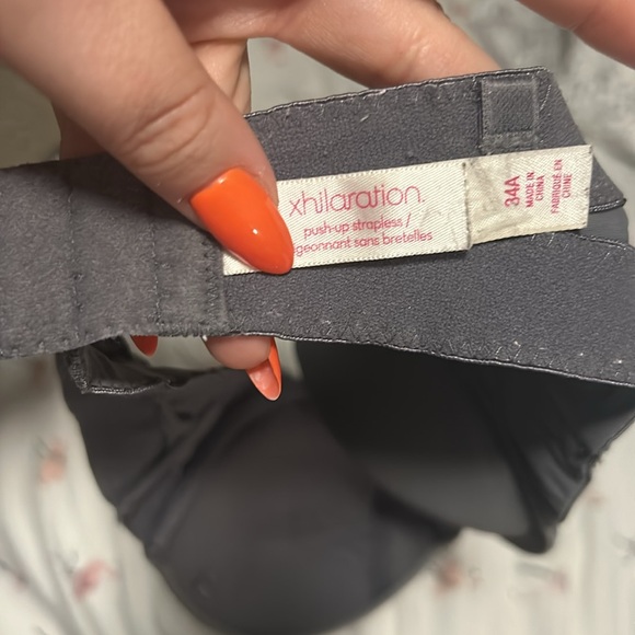 Xhilaration Gray Strapless Padded Bra - 34A - Picture 3 of 3